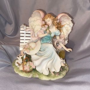 Seraphim Angel   Simple Pleasures.  By Roman, Inc